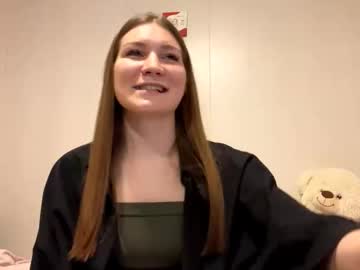Bettietollefson Chaturbate stream image from January 12, 2026
