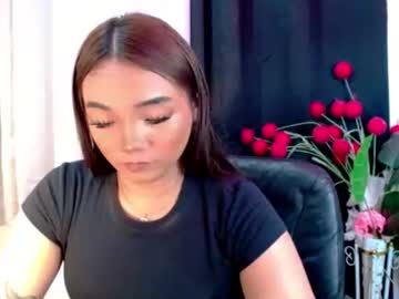 Holy_Shine Chaturbate stream image from January 12, 2026