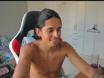 Dantedecentralized Chaturbate stream image from January 12, 2026