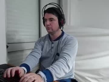Kohaynewbie Chaturbate stream image from January 12, 2026
