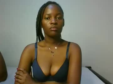 Sassybrown25 Chaturbate stream image from January 12, 2026