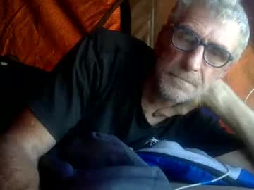 Deanofflove221000 Chaturbate stream image from January 12, 2026