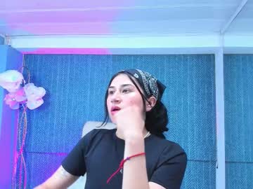 Leamoreau__ Chaturbate stream image from January 13, 2026