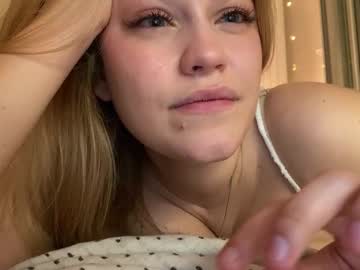 Elixiirr Chaturbate stream image from January 13, 2026