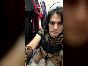 Elle15 Chaturbate stream image from January 13, 2026