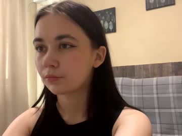 Joellendrinen Chaturbate stream image from January 13, 2026
