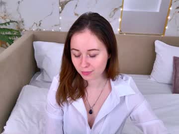 Lucyharis Chaturbate stream image from January 13, 2026
