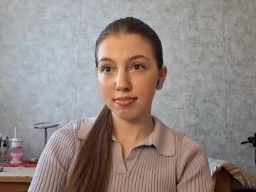 Brandysingco Chaturbate stream image from January 13, 2026