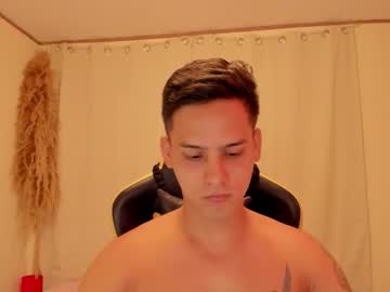 Chicos_Sexy Chaturbate stream image from January 13, 2026