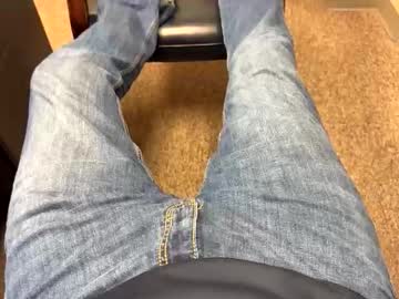 Huckleberry2010 Chaturbate stream image from January 13, 2026