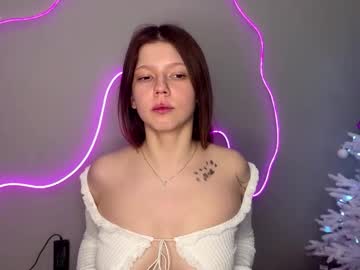 Carriewatson Chaturbate stream image from January 13, 2026