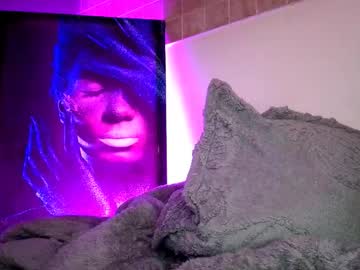 Zzarraaa Chaturbate stream image from January 13, 2026