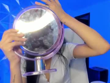 Zoerouse_ Chaturbate stream image from January 13, 2026