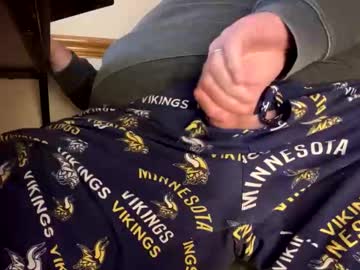 Mnguy19726969 Chaturbate stream image from January 13, 2026