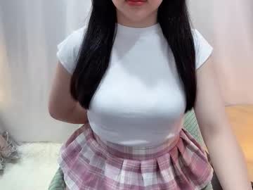 Clari_Yumi Chaturbate stream image from January 14, 2026