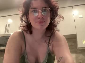 Kissingvenus Chaturbate stream image from January 14, 2026