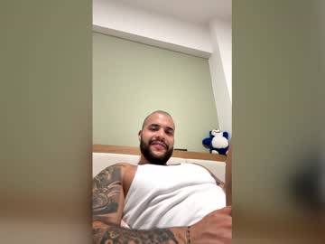 Medellindrak Chaturbate stream image from January 14, 2026