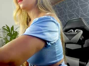 Gwenhazel Chaturbate stream image from January 14, 2026