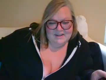 Miamarie555 Chaturbate stream image from January 14, 2026