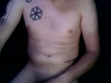 Greloz Chaturbate stream image from January 14, 2026