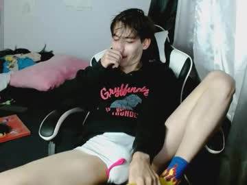 Shun_Sun Chaturbate stream image from January 14, 2026