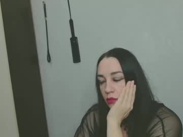 Madamdinamika Chaturbate stream image from January 14, 2026