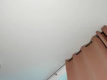 Bustynataschax Chaturbate stream image from January 14, 2026