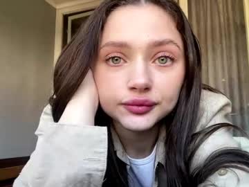 Keeleykellem Chaturbate stream image from January 14, 2026