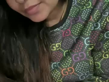 Mahimagic Chaturbate stream image from January 14, 2026