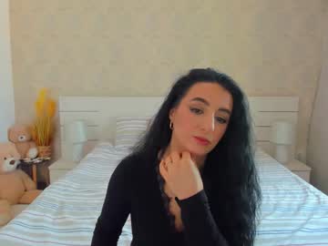 Adellegirl Chaturbate stream image from January 14, 2026