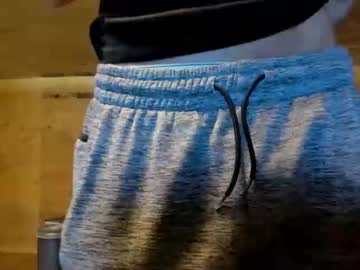 Dontfeedthetrolls Chaturbate stream image from January 14, 2026