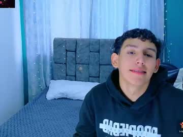 Felipehotgonzalez Chaturbate stream image from January 14, 2026