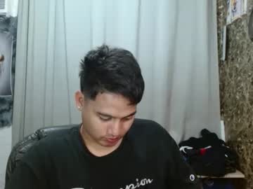 Goodcaresweetboy Chaturbate stream image from January 14, 2026
