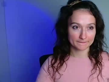 Arianna_Flora Chaturbate stream image from January 14, 2026