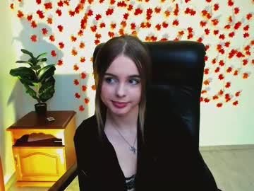 Alicanewlove Chaturbate stream image from January 14, 2026