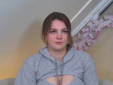 Karenclarks Chaturbate stream image from January 14, 2026