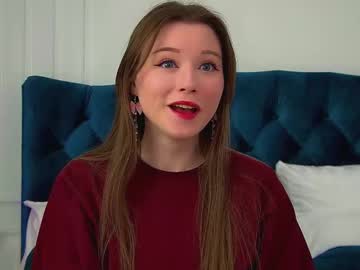 Keiraace Chaturbate stream image from January 14, 2026