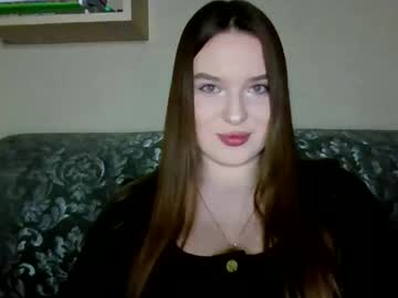 Lilyygray Chaturbate stream image from January 14, 2026