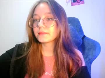 Vivivivikkie Chaturbate stream image from January 14, 2026