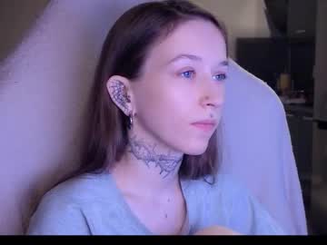 Fran_Bow Chaturbate stream image from January 15, 2026