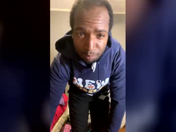 Clouvo Chaturbate stream image from January 15, 2026