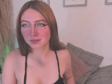 Auranova Chaturbate stream image from January 15, 2026