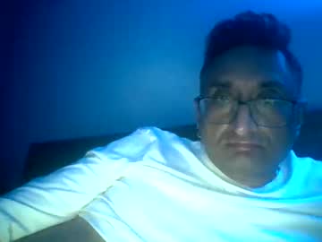 Fuktoiboi Chaturbate stream image from January 15, 2026