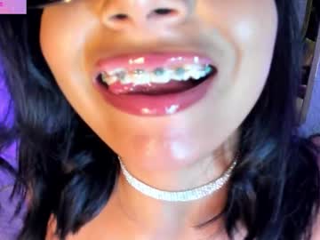 Candys_Victoria Chaturbate stream image from January 15, 2026