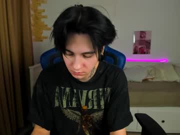 Raytaylorr Chaturbate stream image from January 15, 2026