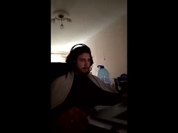 Isnuiu Chaturbate stream image from January 15, 2026