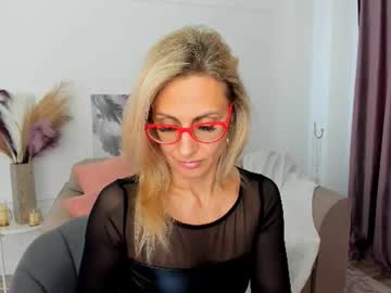 Museofstage Chaturbate stream image from January 15, 2026