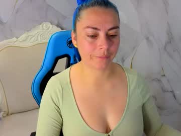 Bluemia_A Chaturbate stream image from January 15, 2026