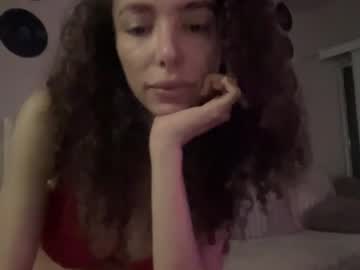 Rosewaifuxo Chaturbate stream image from January 15, 2026