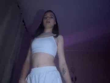 Emmpeterson Chaturbate stream image from January 15, 2026